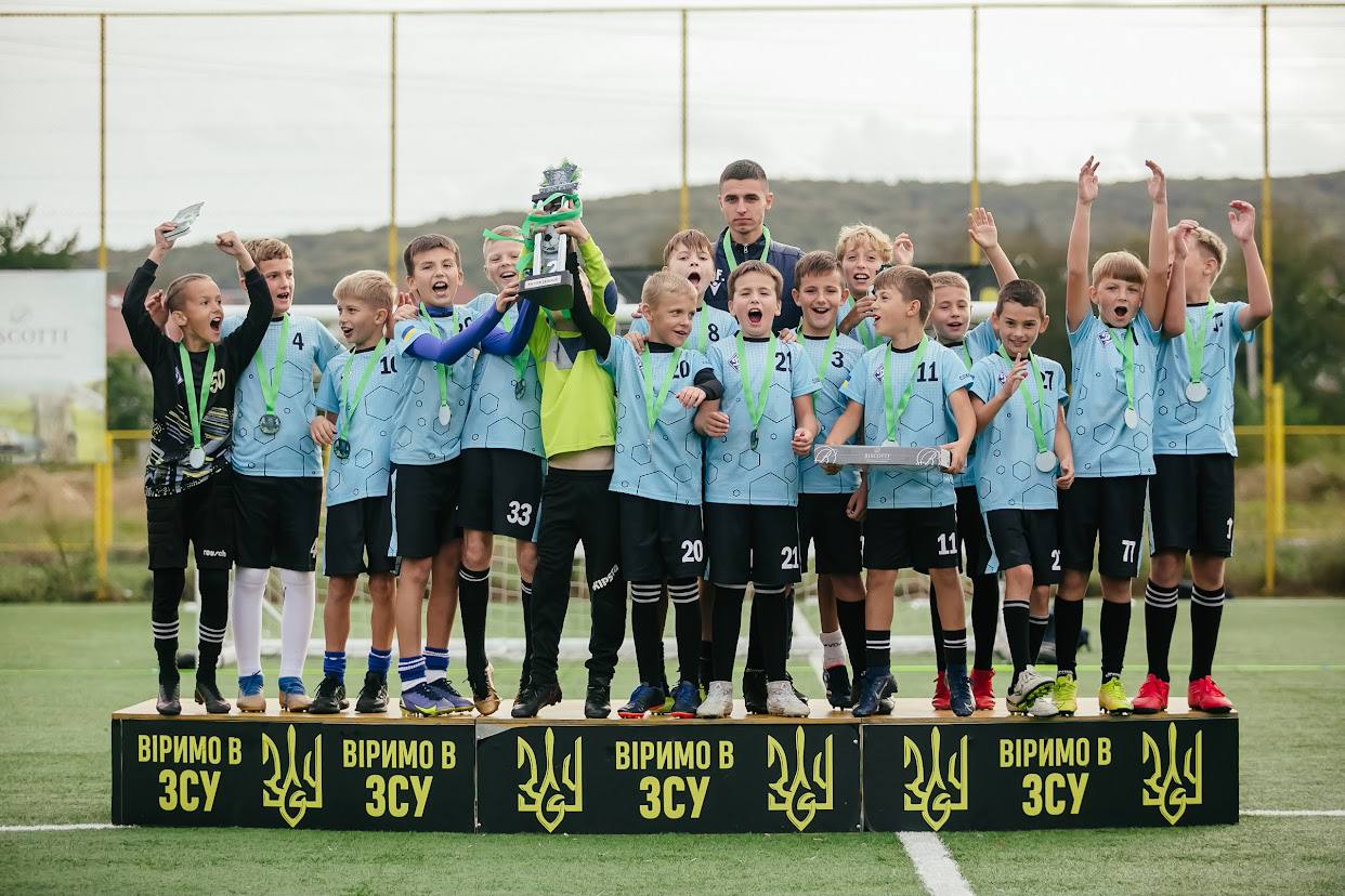 "Динамо" (2013) - "срібний" призер Silver League "Leo Cup"