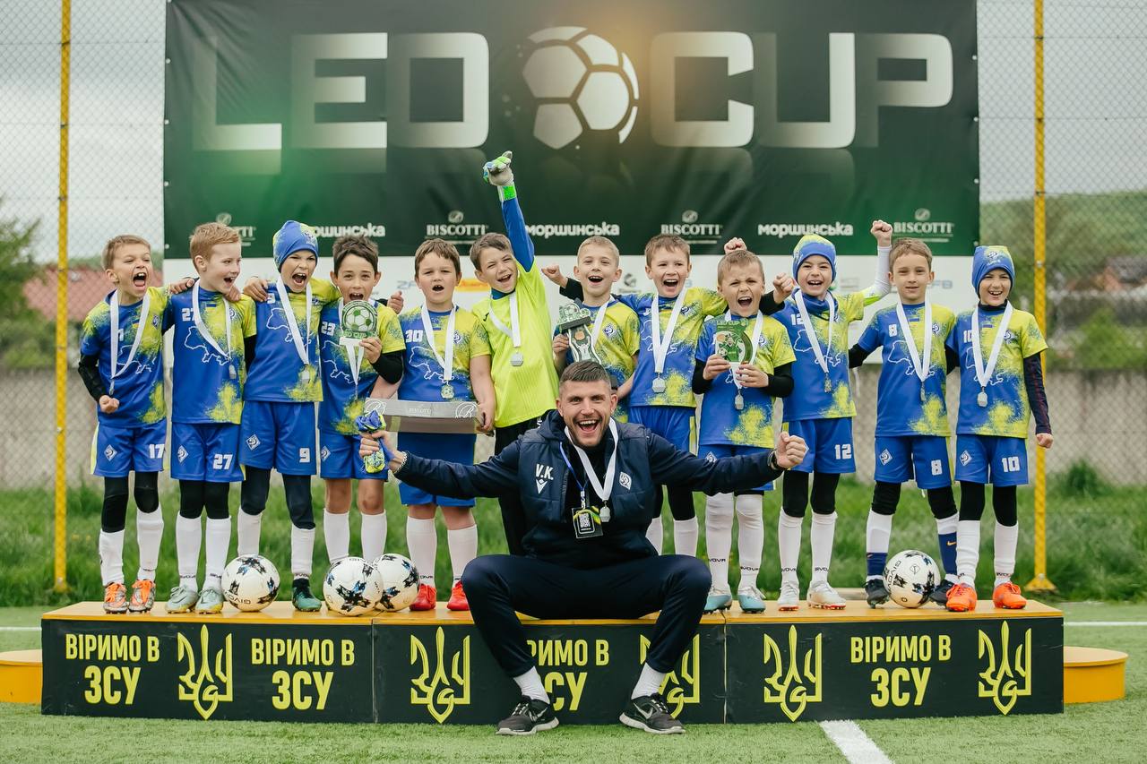 "Динамо" (2015) та "Динамо" (2011) класно провели топовий "Leo Cup"